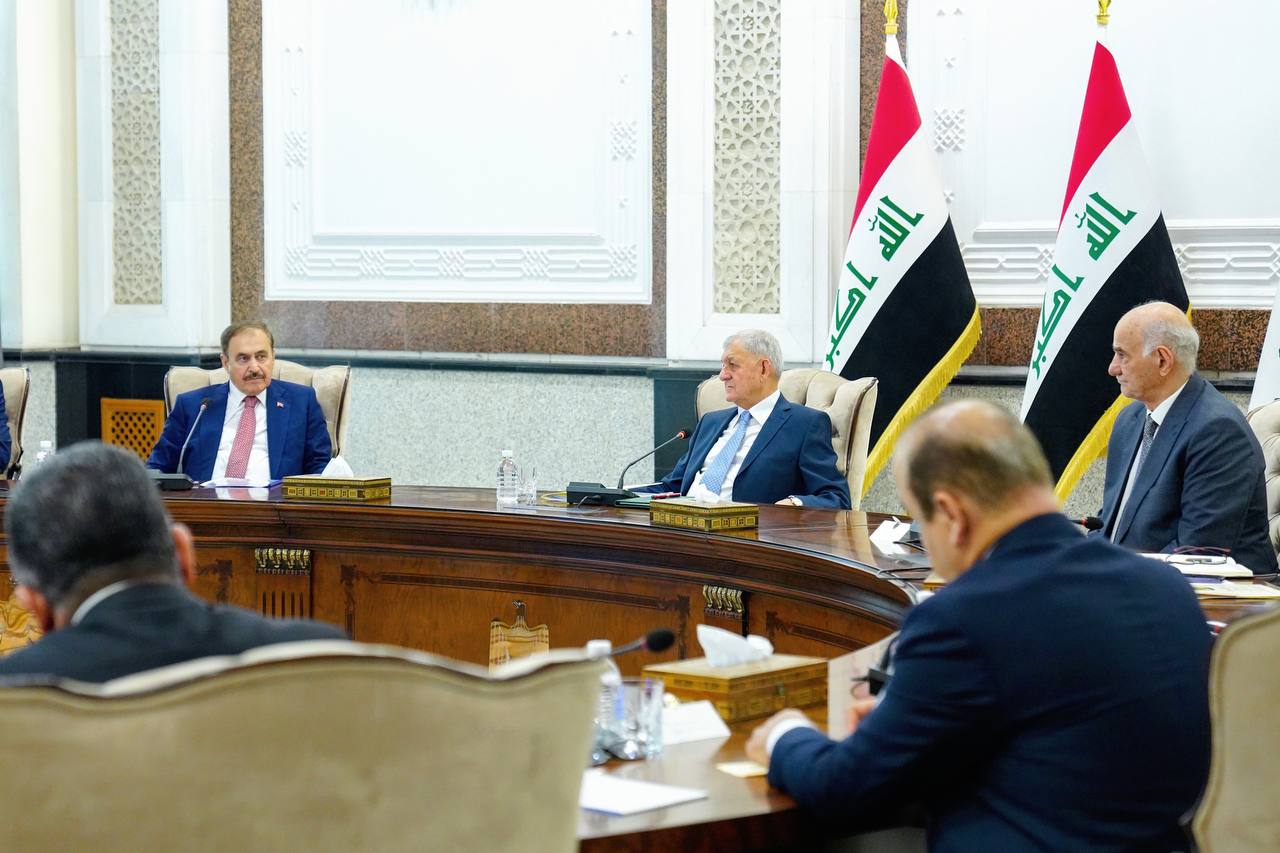 اجتماع عراقي - تركي في قصر بغداد