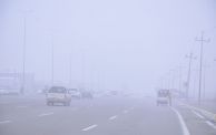 KIRKUK, IRAQ - JANUARY 31: A view of traffic with poor visibility during foggy weather in Kirkuk, Iraq on January 31, 2023. (Photo by Muhammet Kasim/Anadolu Agency via Getty Images)