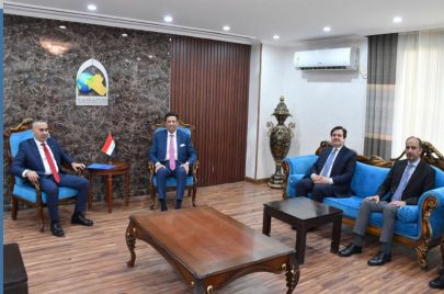 مسؤولان في الخارجية العراقية يستقبلان مساعد وزير الخارجية الفلسطيني للشؤون العربية والسفير