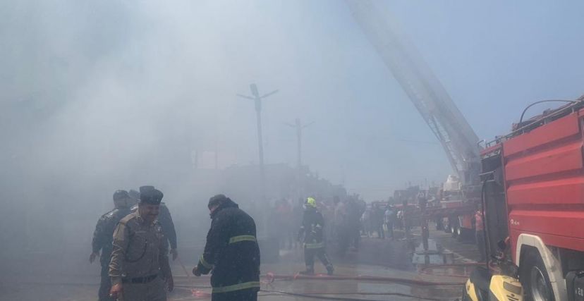 حريق يلتهم مخزنًا للزيوت في بغداد
